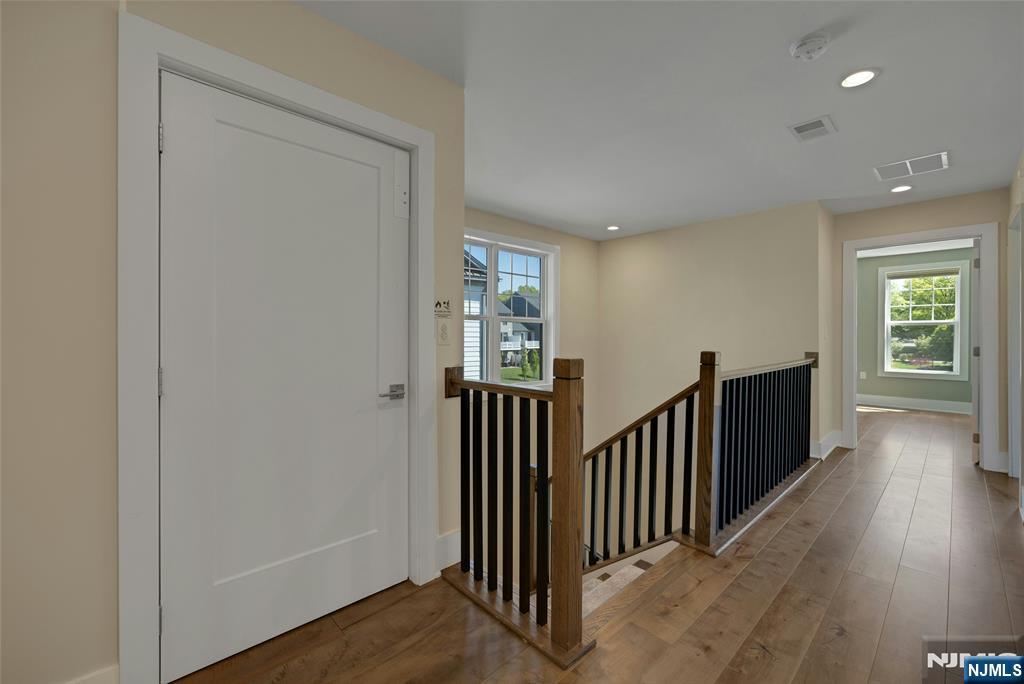 33 Cranberry Lane 17