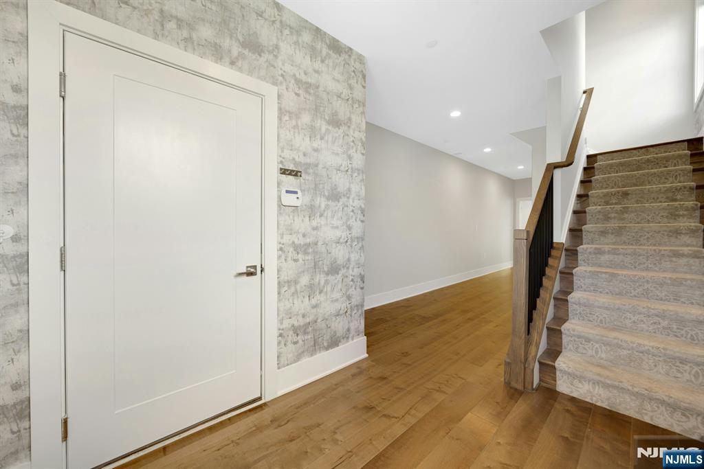 33 Cranberry Lane 17