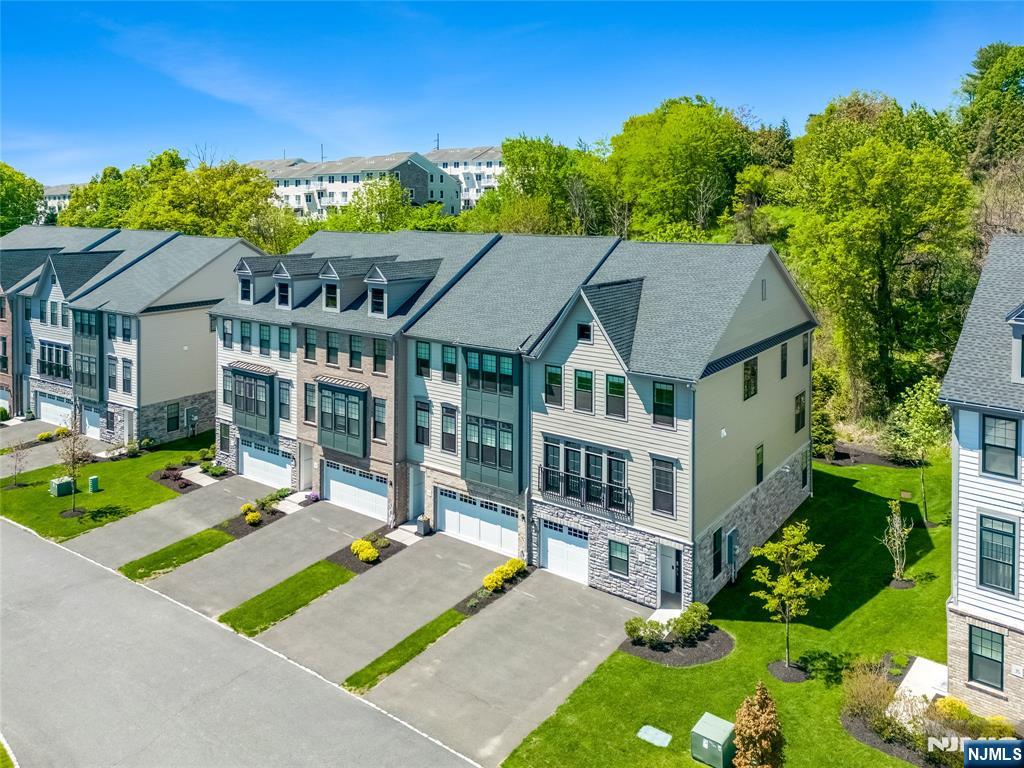33 Cranberry Lane 17