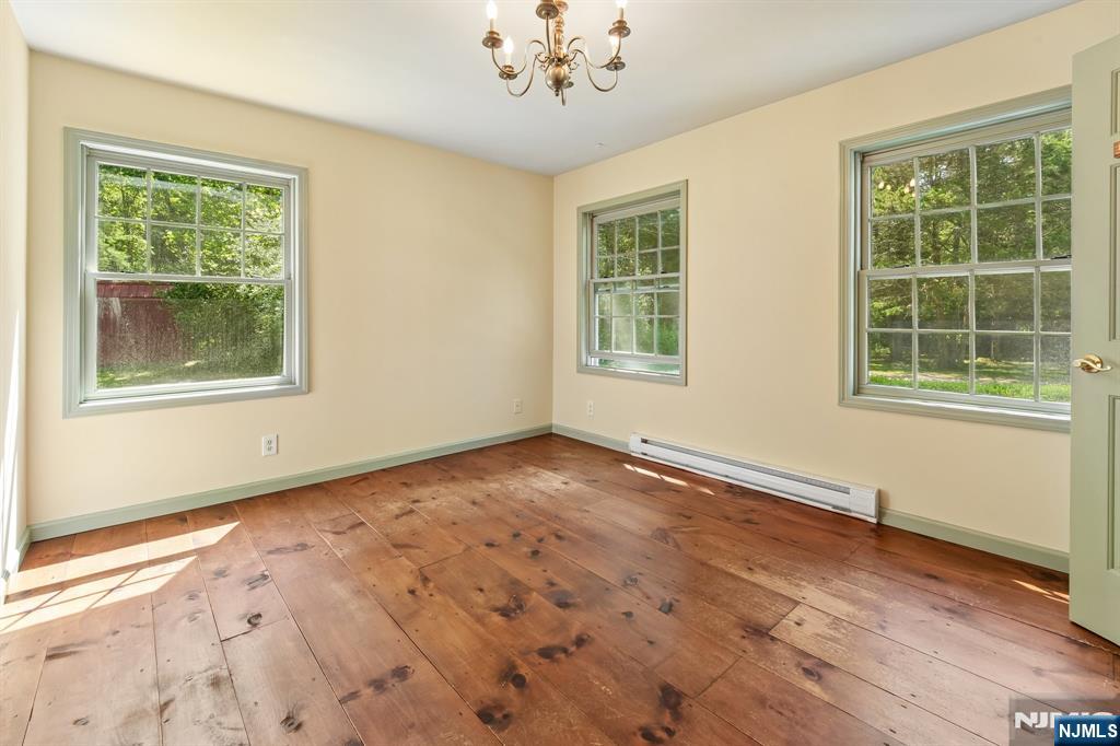 138 River View Way