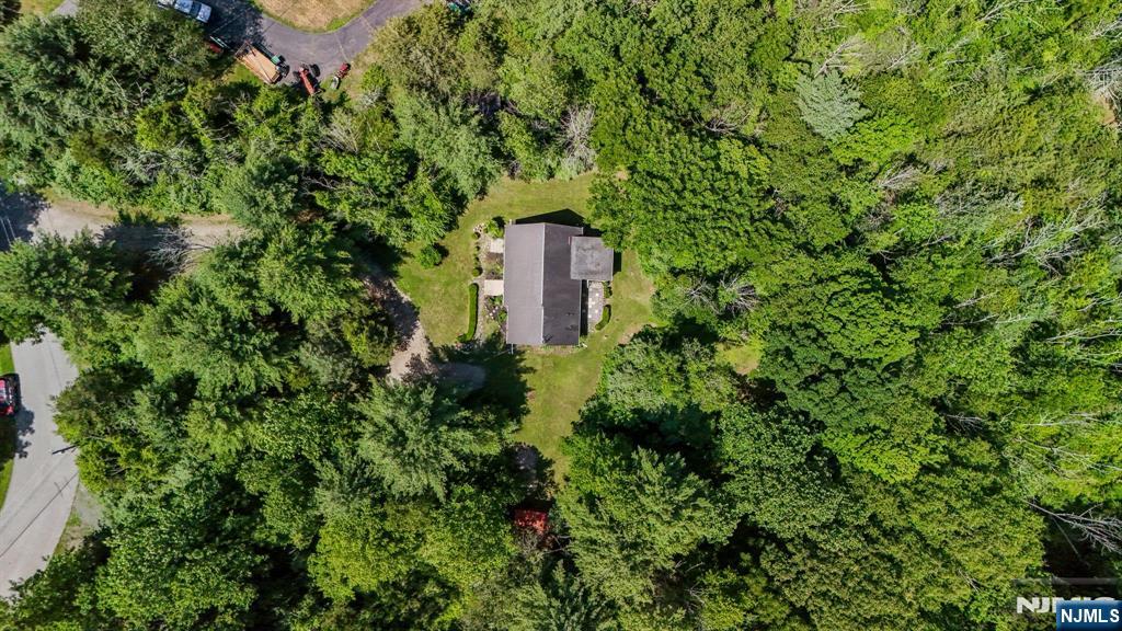 138 River View Way