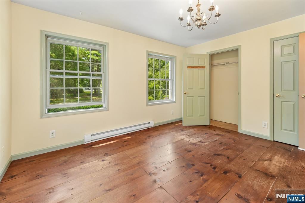 138 River View Way