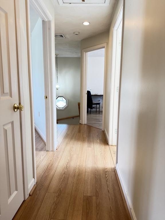 22 Abbott Rd