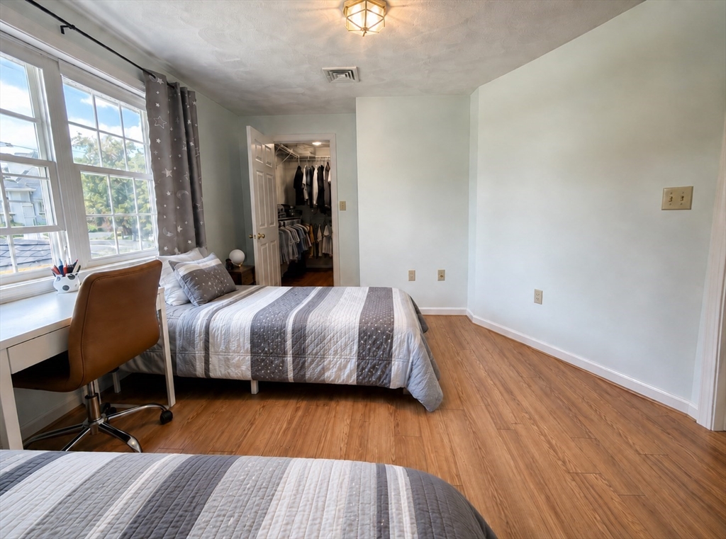 22 Abbott Rd