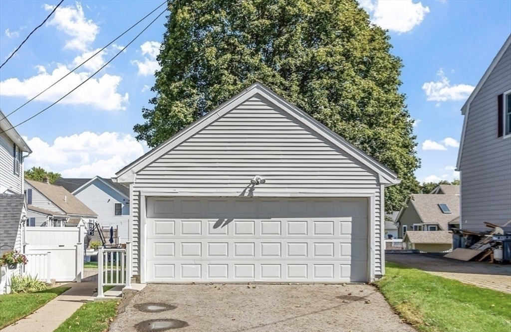 22 Abbott Rd