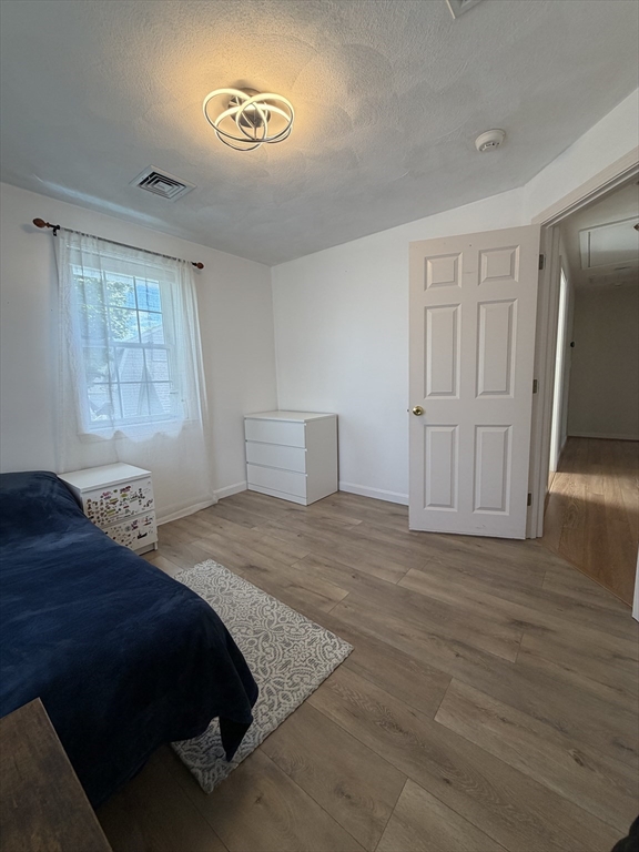 22 Abbott Rd