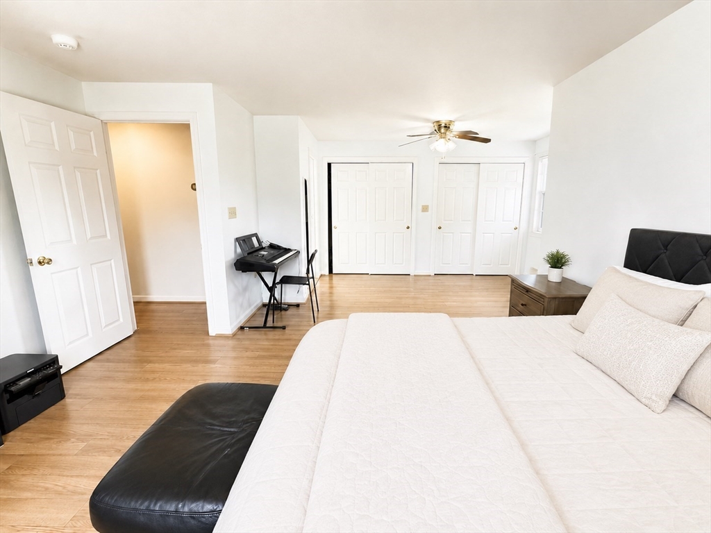 22 Abbott Rd