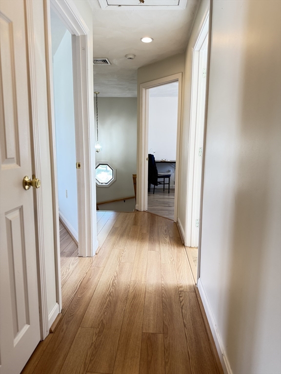 22 Abbott Rd