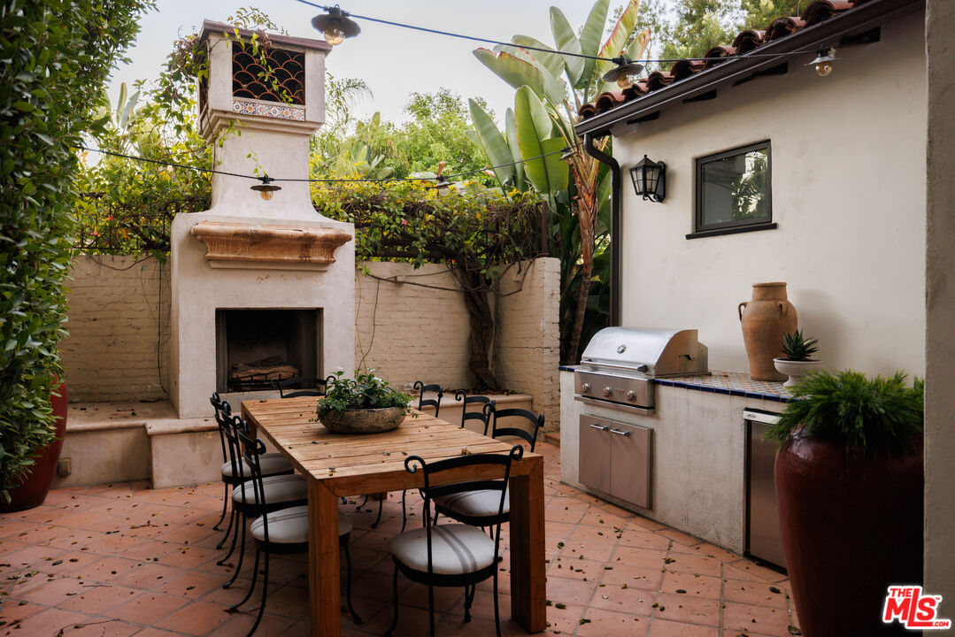 2504 Silver Lake Ter