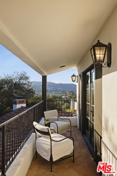2504 Silver Lake Ter