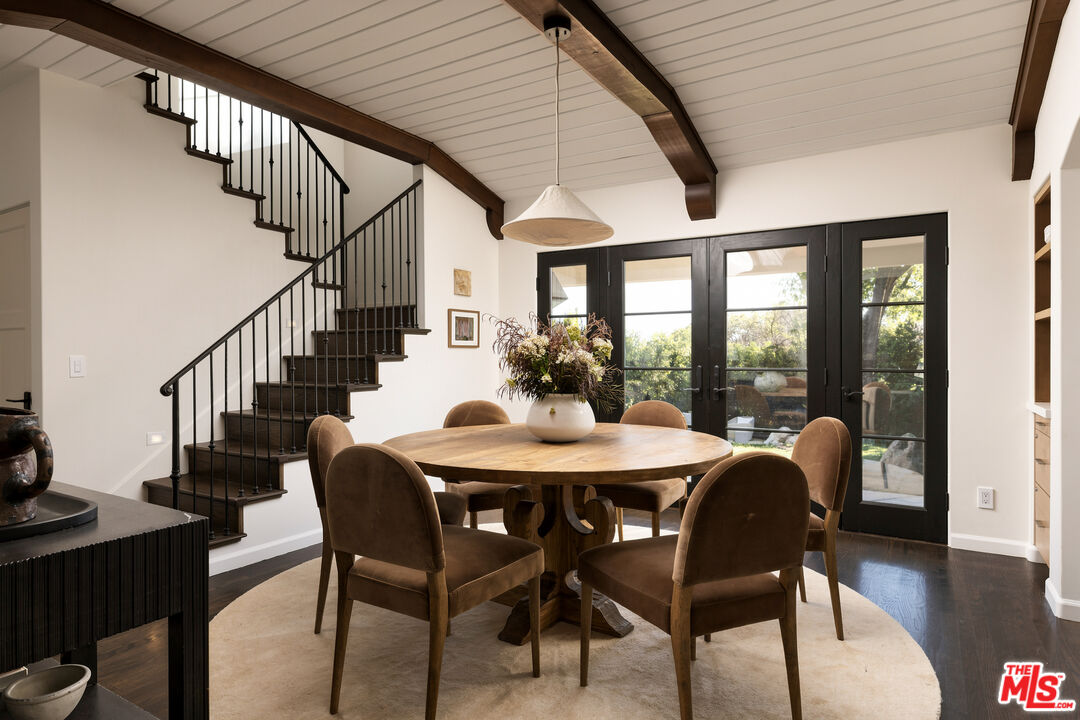 2504 Silver Lake Ter