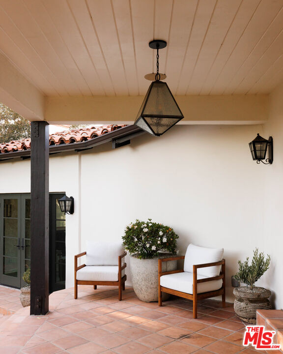 2504 Silver Lake Ter