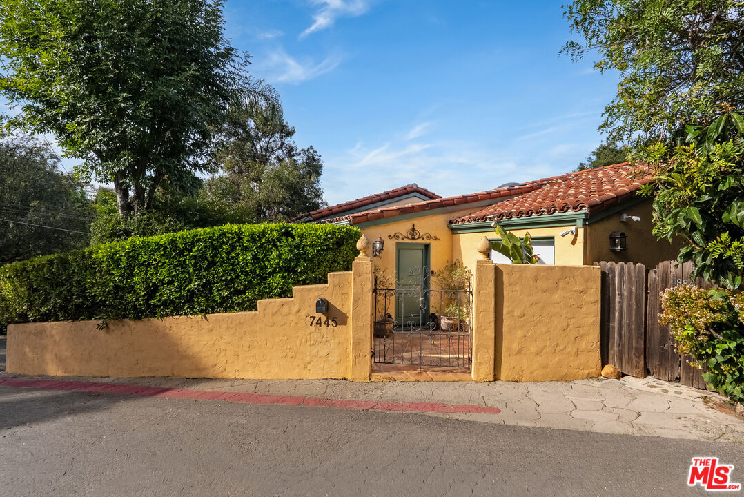 7445 Palo Vista Dr