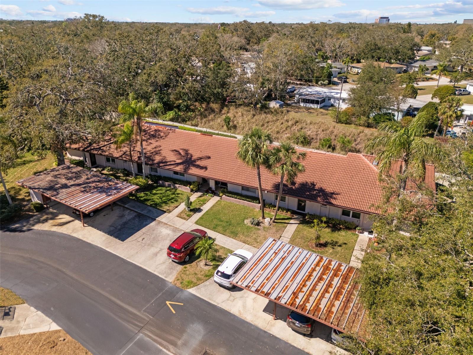 1102 MONTROSE PL #1704