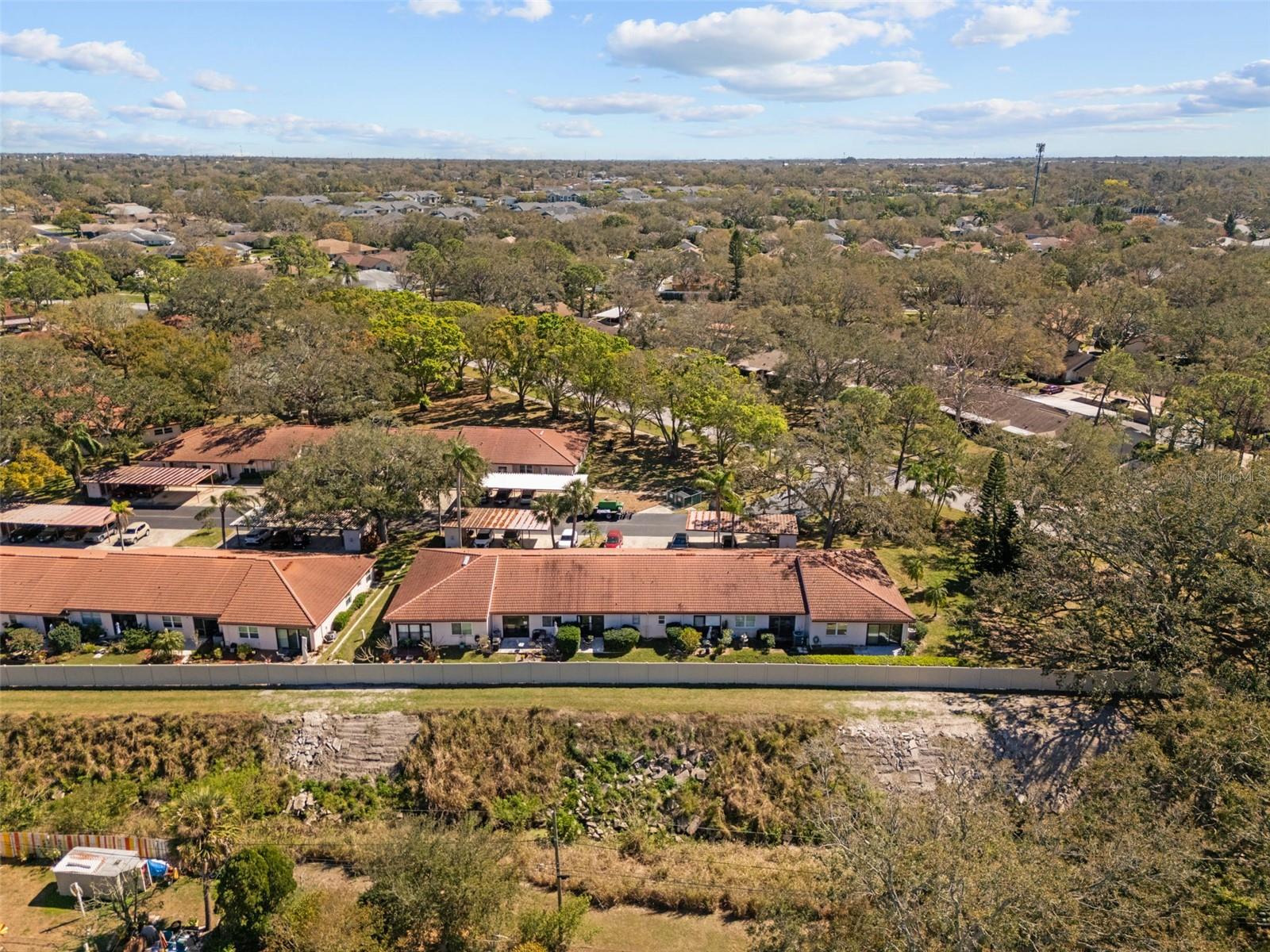 1102 MONTROSE PL #1704