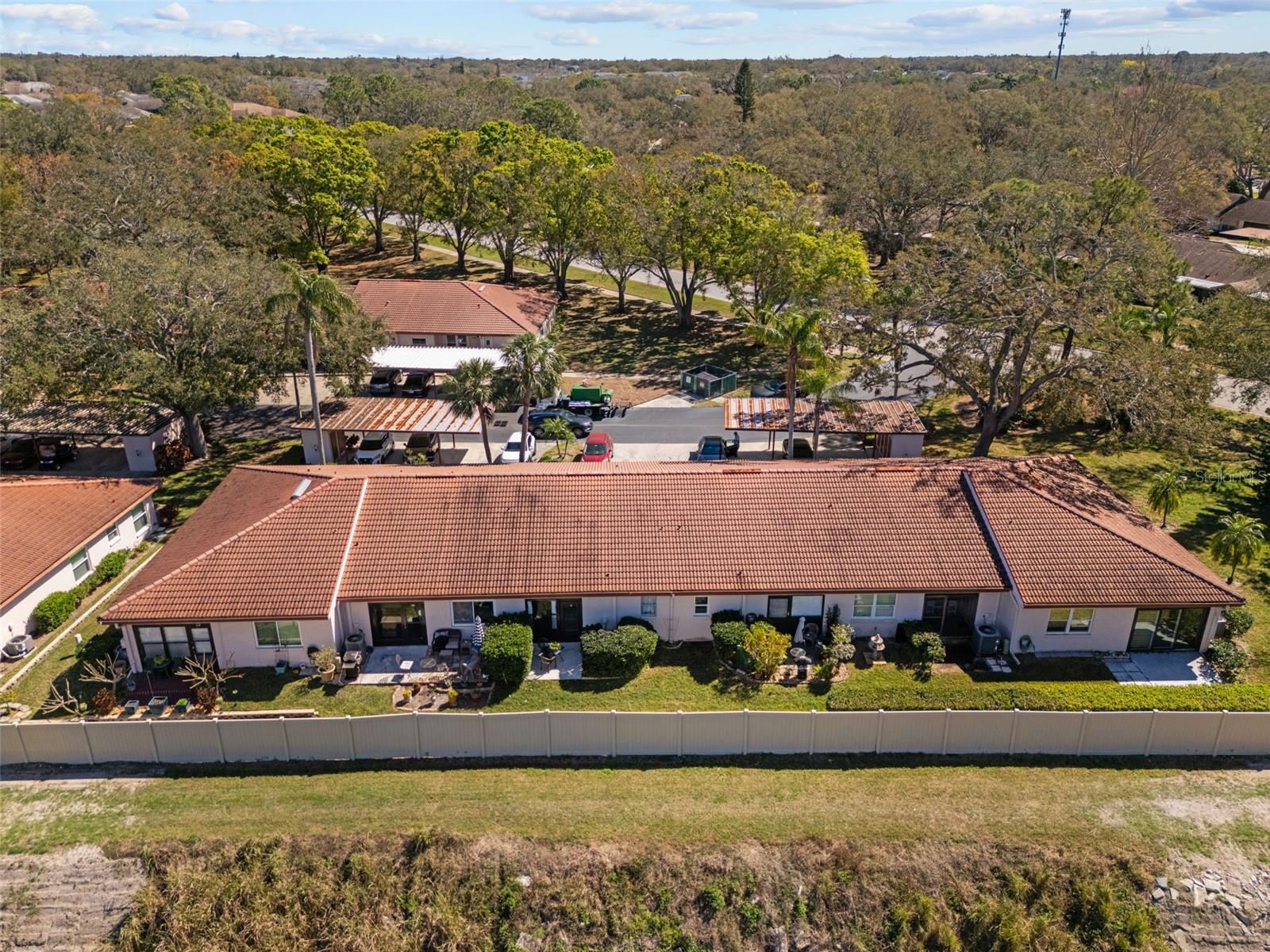 1102 MONTROSE PL #1704