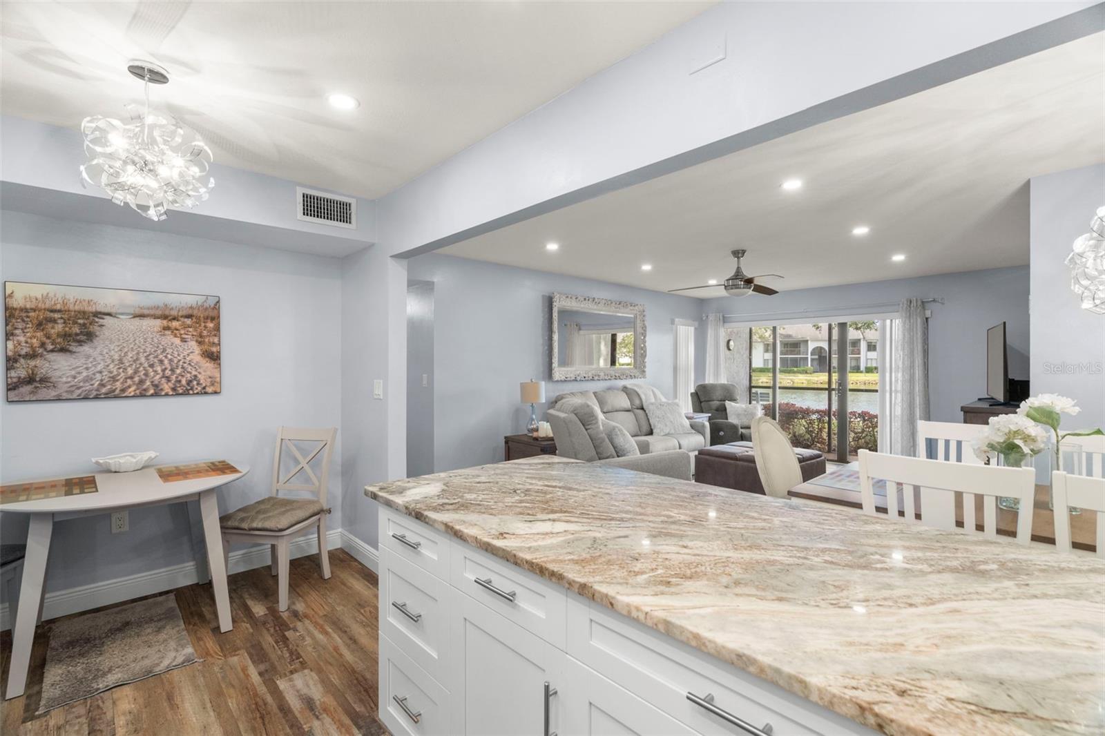 1243 PINE RIDGE CIR W #B1