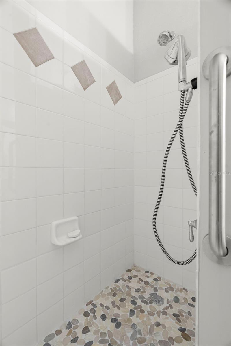 4207 S DALE MABRY HWY #11104