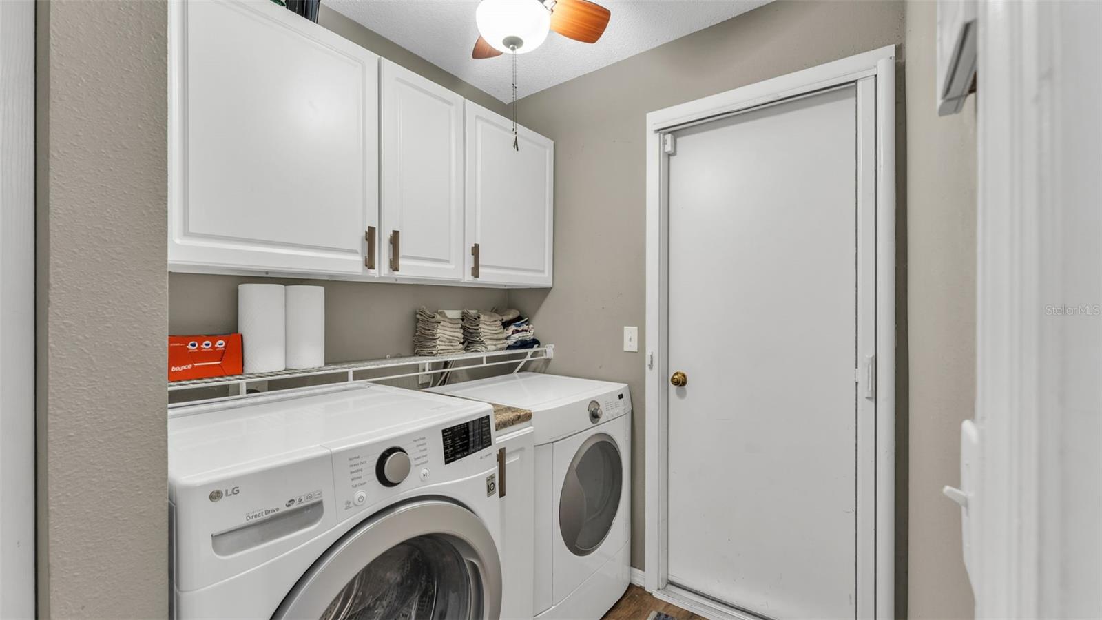 1429 COUNTRY CHASE DR