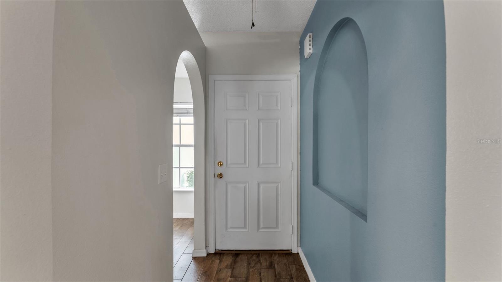 1429 COUNTRY CHASE DR