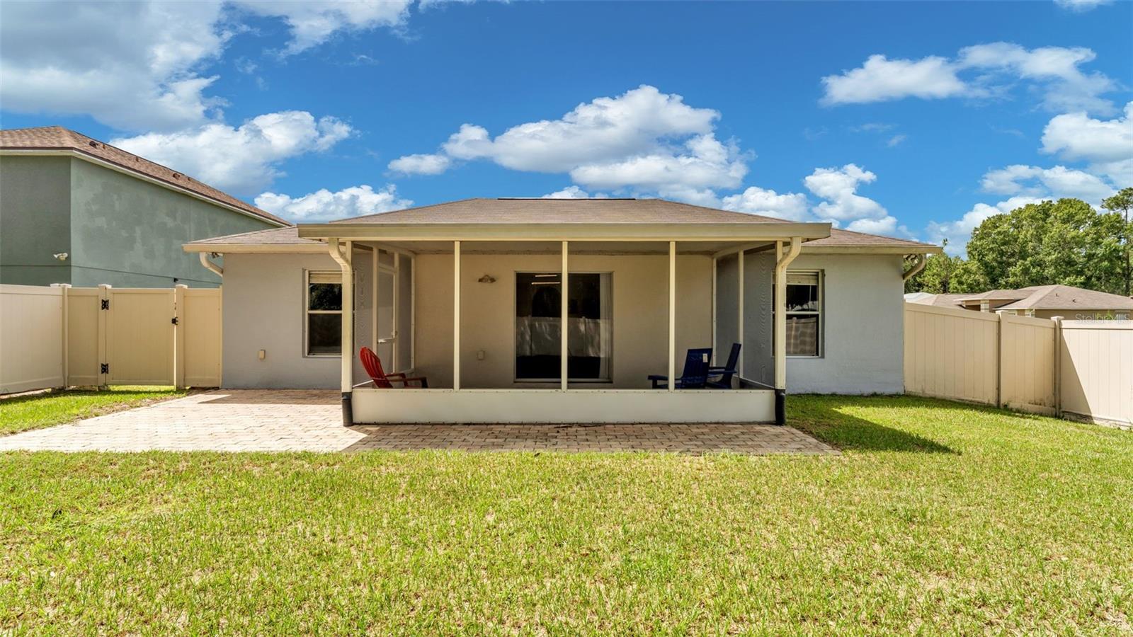 1429 COUNTRY CHASE DR