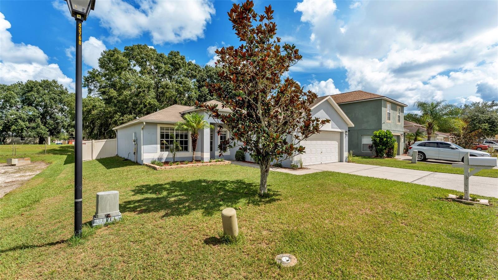 1429 COUNTRY CHASE DR