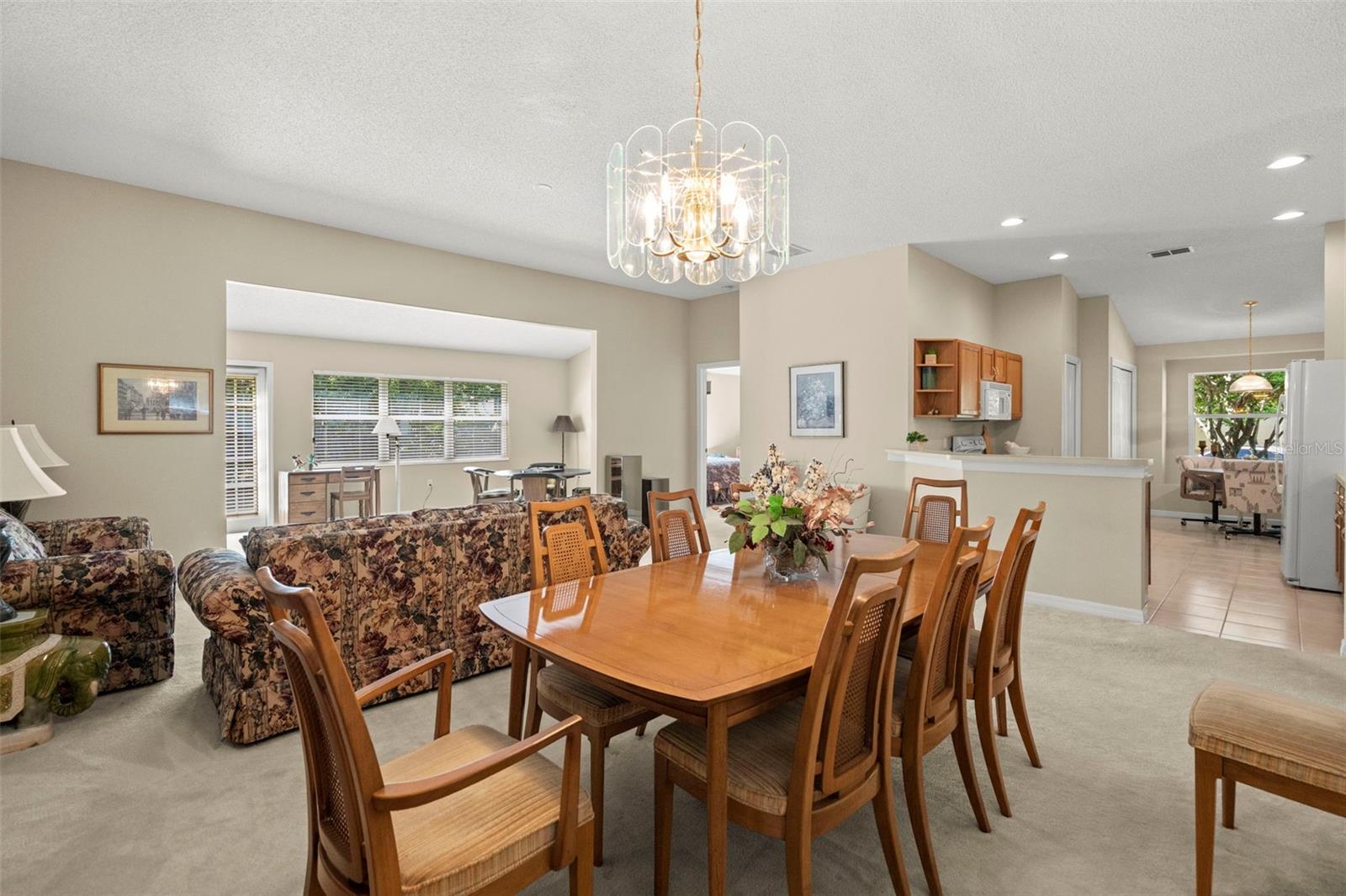 1927 ACADIA GREENS DR