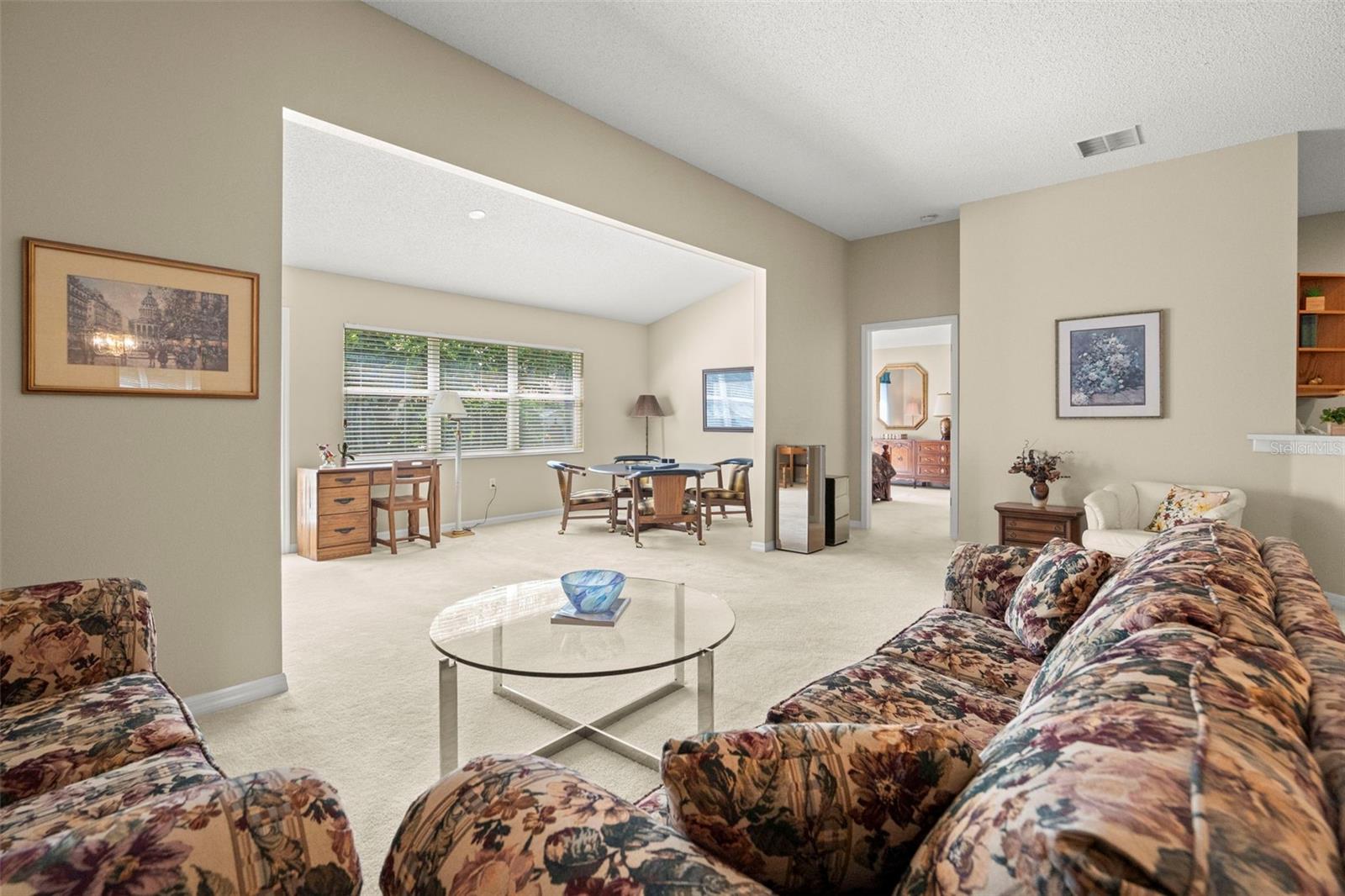 1927 ACADIA GREENS DR