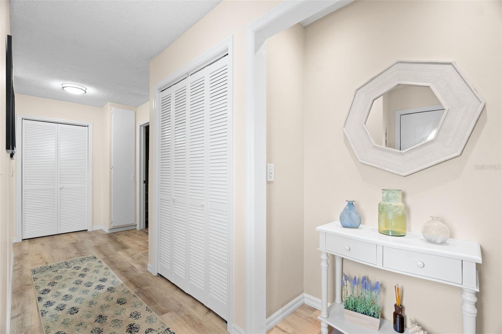 377 MOORINGS COVE DR #9H