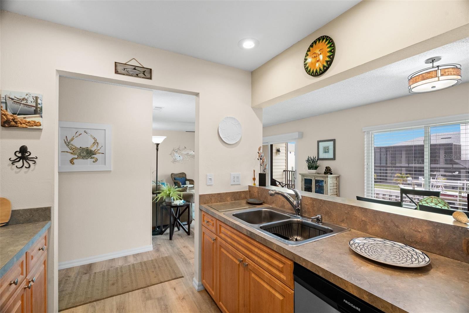 377 MOORINGS COVE DR #9H