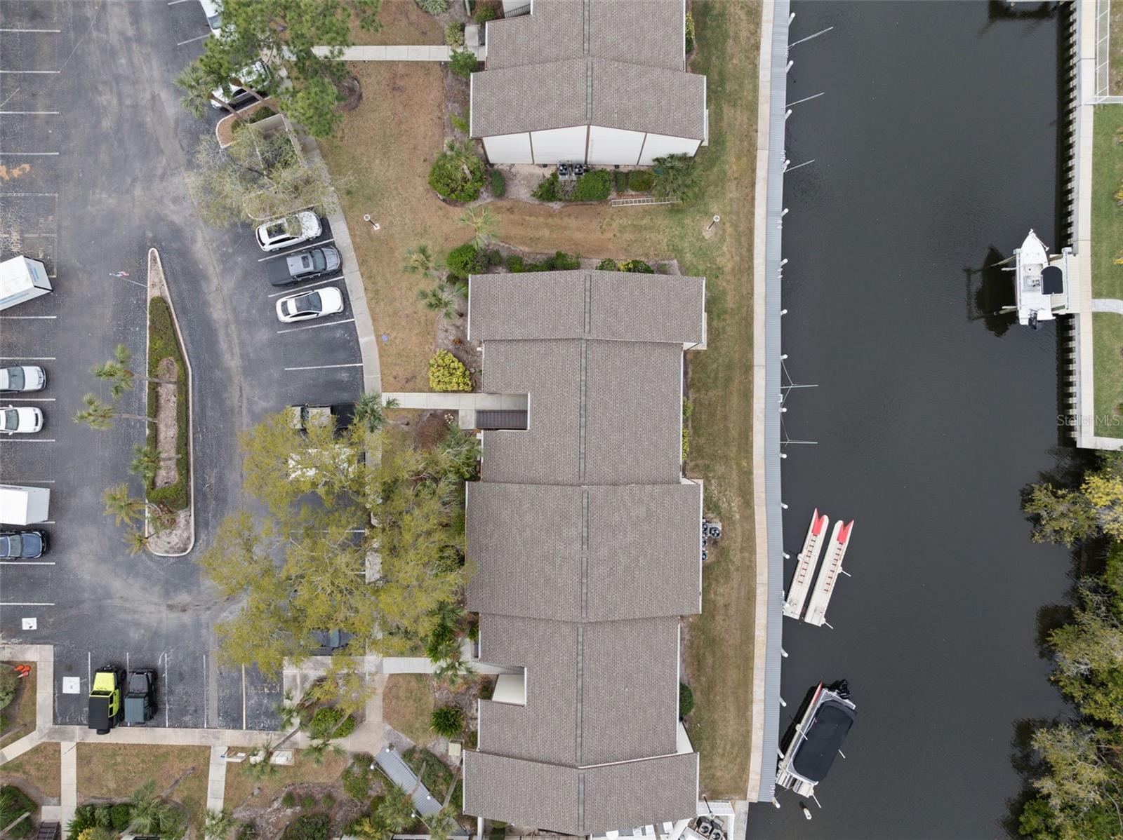 377 MOORINGS COVE DR #9H