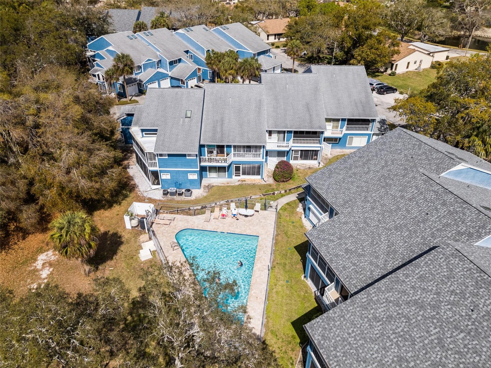 2014 GOLFVIEW DR #2014