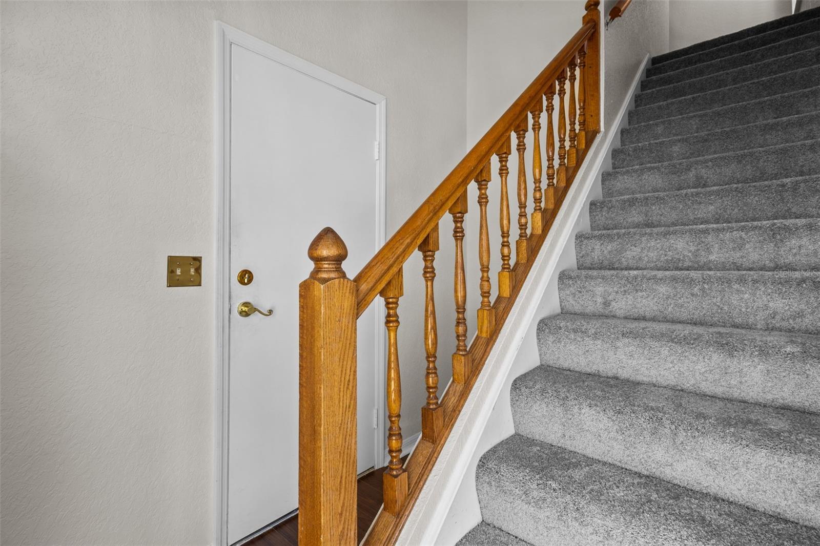 2014 GOLFVIEW DR #2014