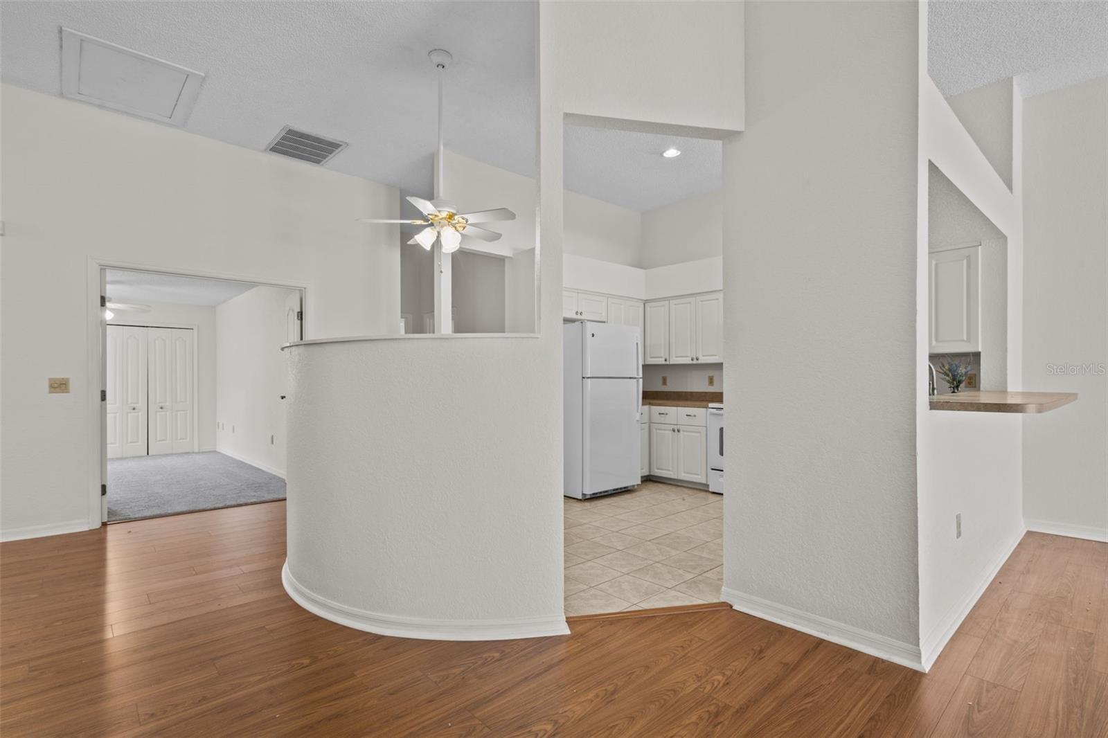 2014 GOLFVIEW DR #2014