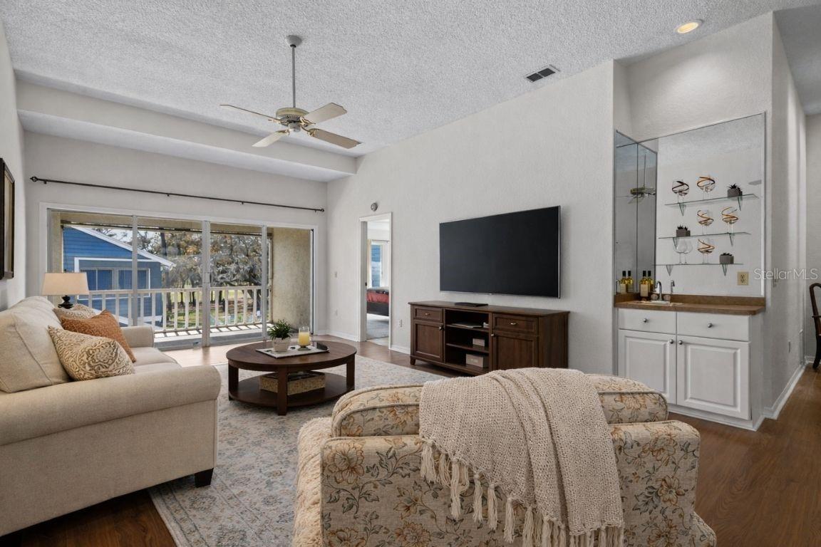 2014 GOLFVIEW DR #2014