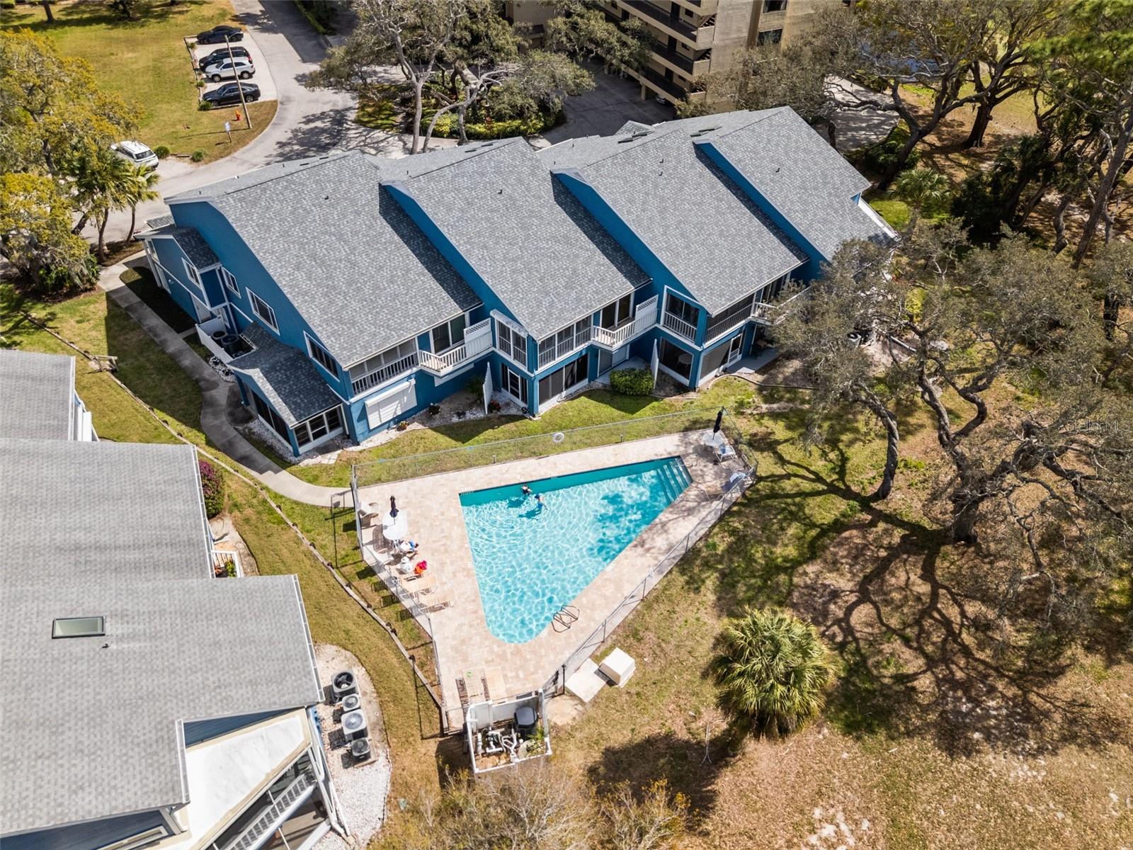 2014 GOLFVIEW DR #2014