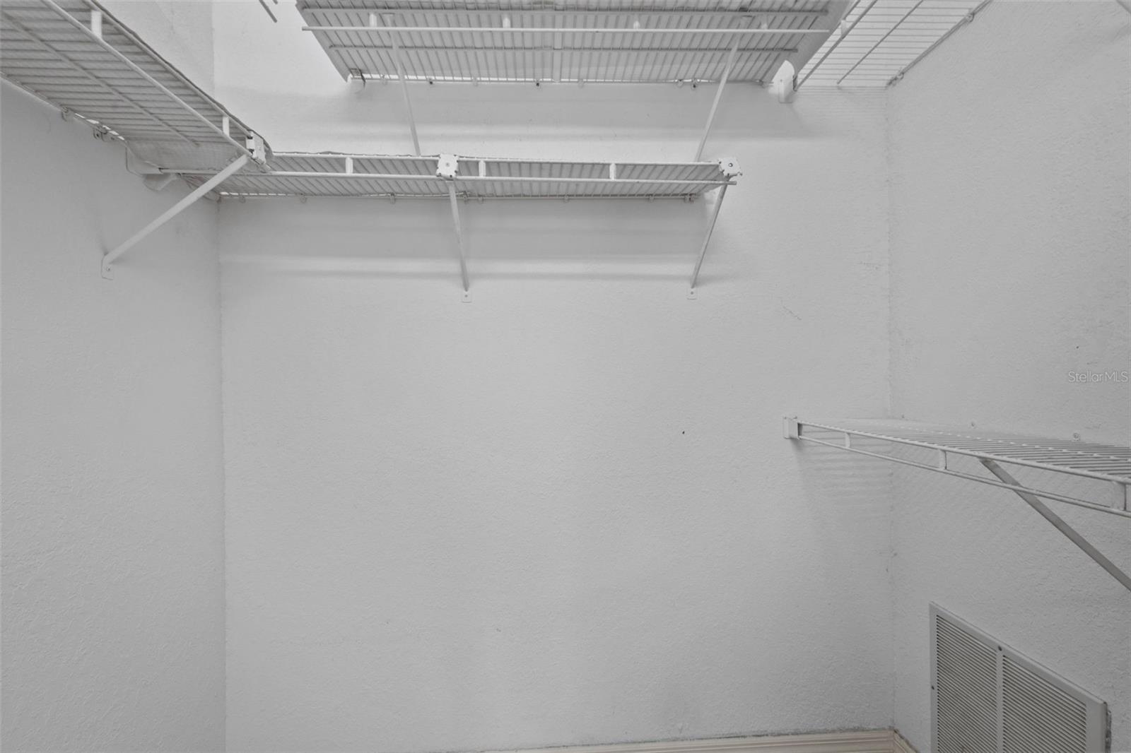 2014 GOLFVIEW DR #2014