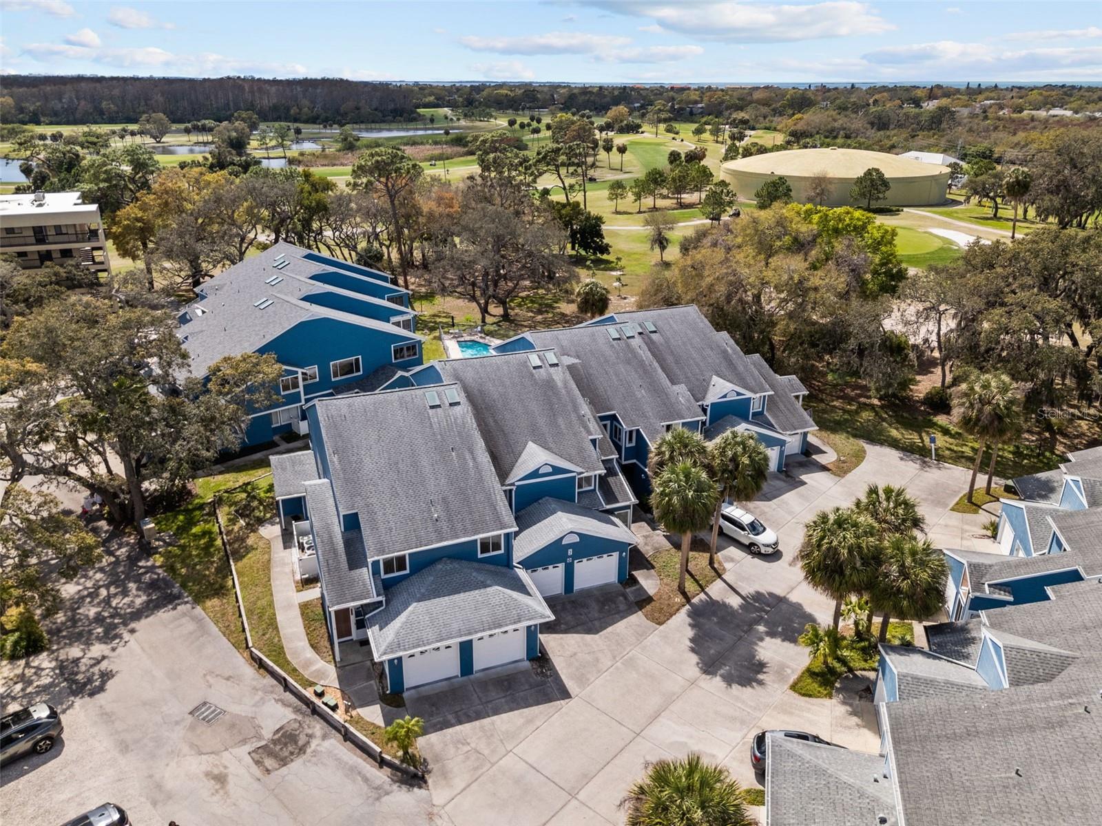 2014 GOLFVIEW DR #2014