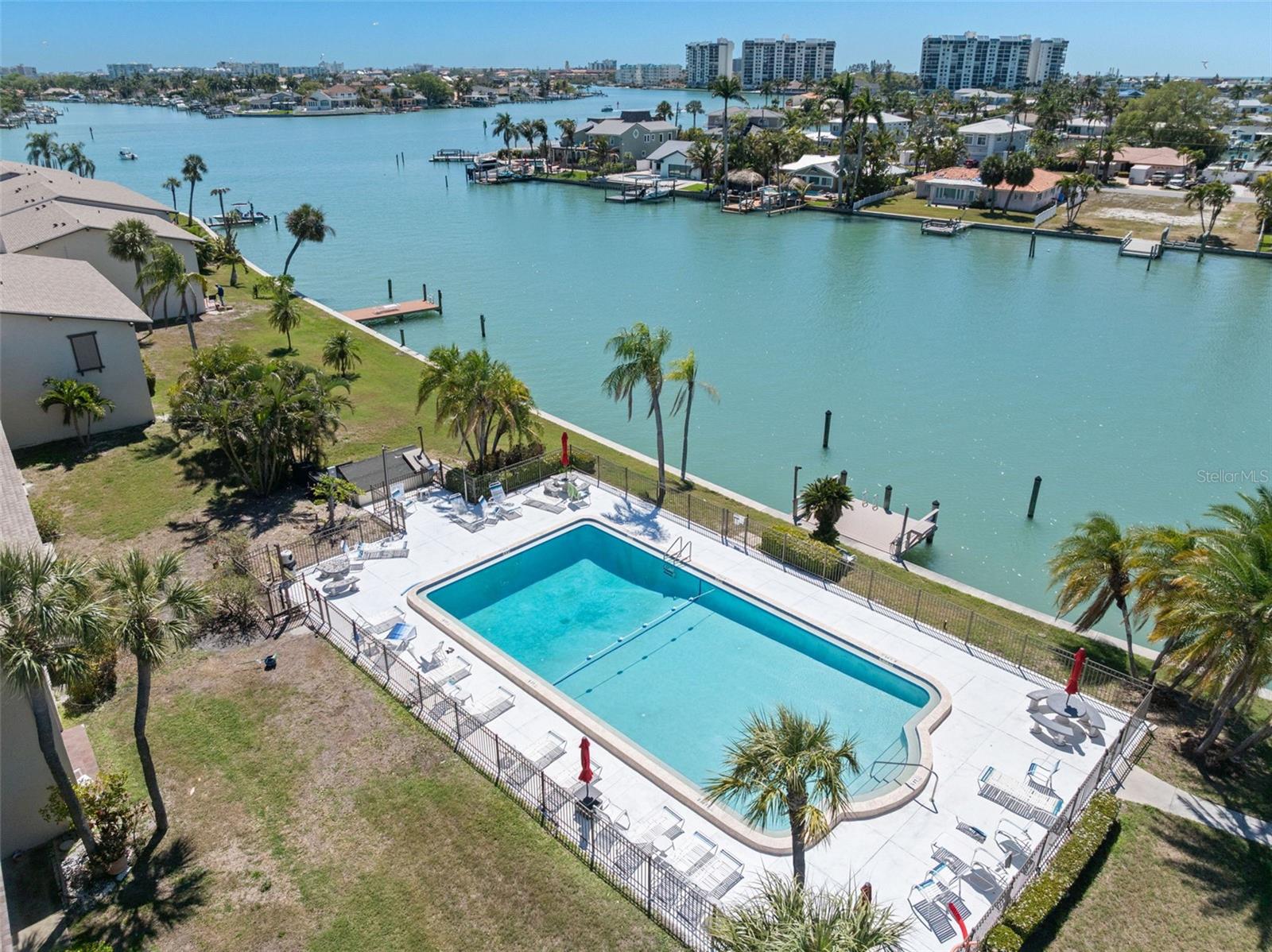 505 PLAZA SEVILLE CT #11