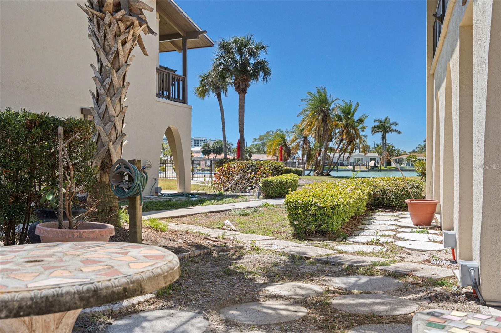 505 PLAZA SEVILLE CT #11