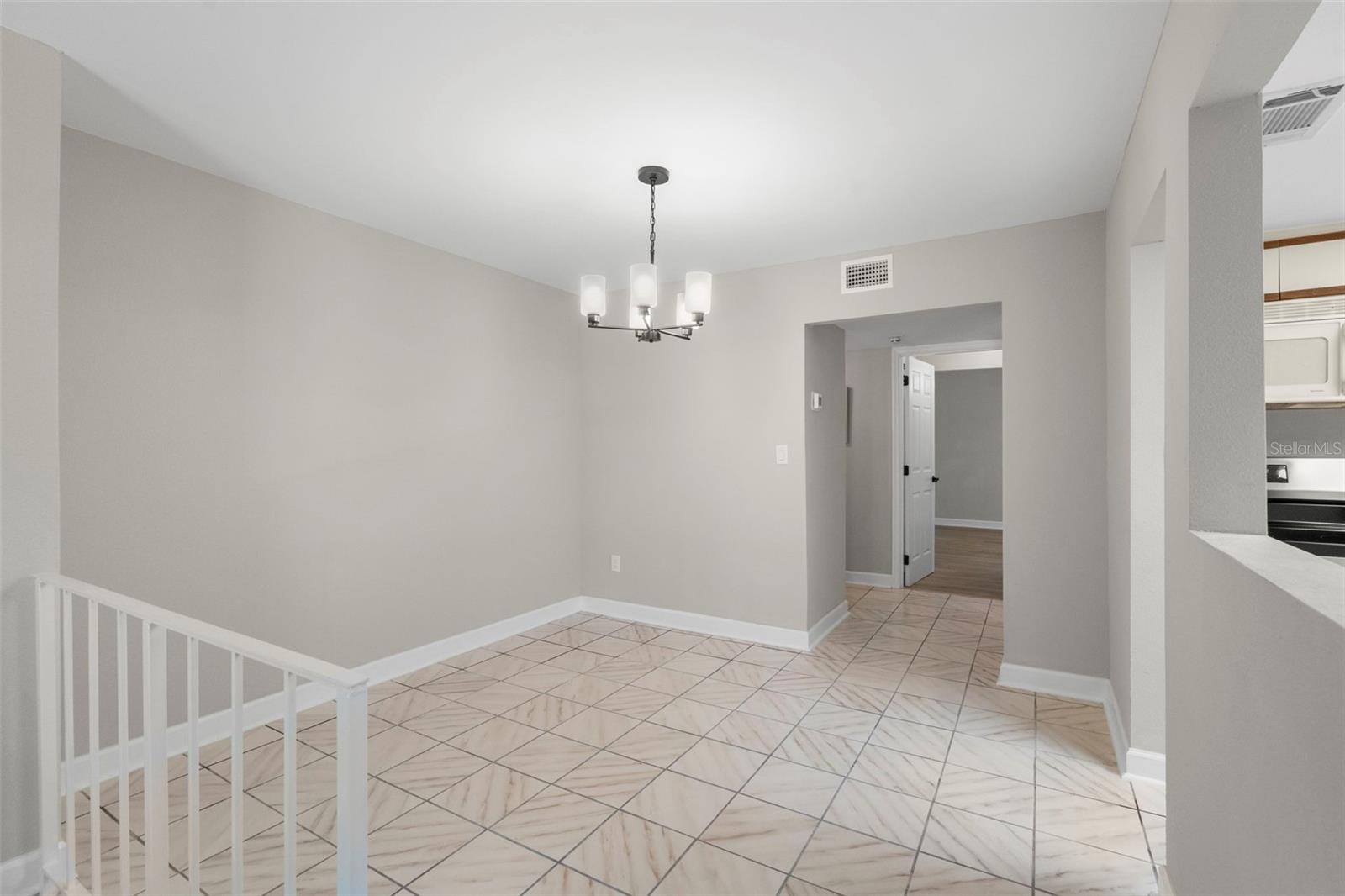 505 PLAZA SEVILLE CT #11