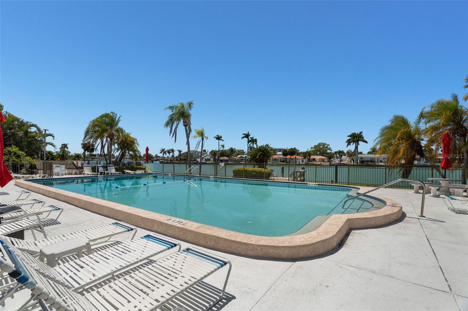 505 PLAZA SEVILLE CT #11