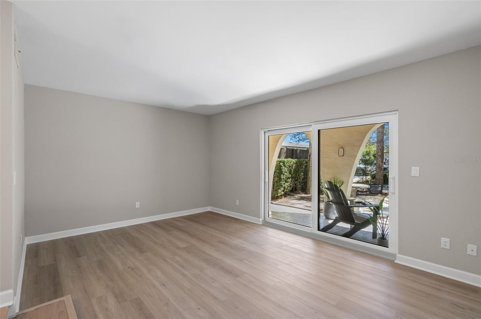 505 PLAZA SEVILLE CT #11