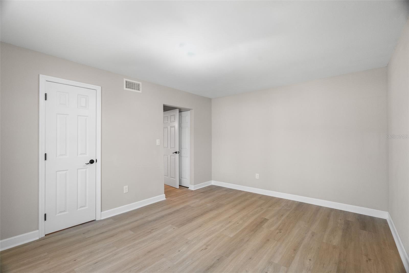 505 PLAZA SEVILLE CT #11