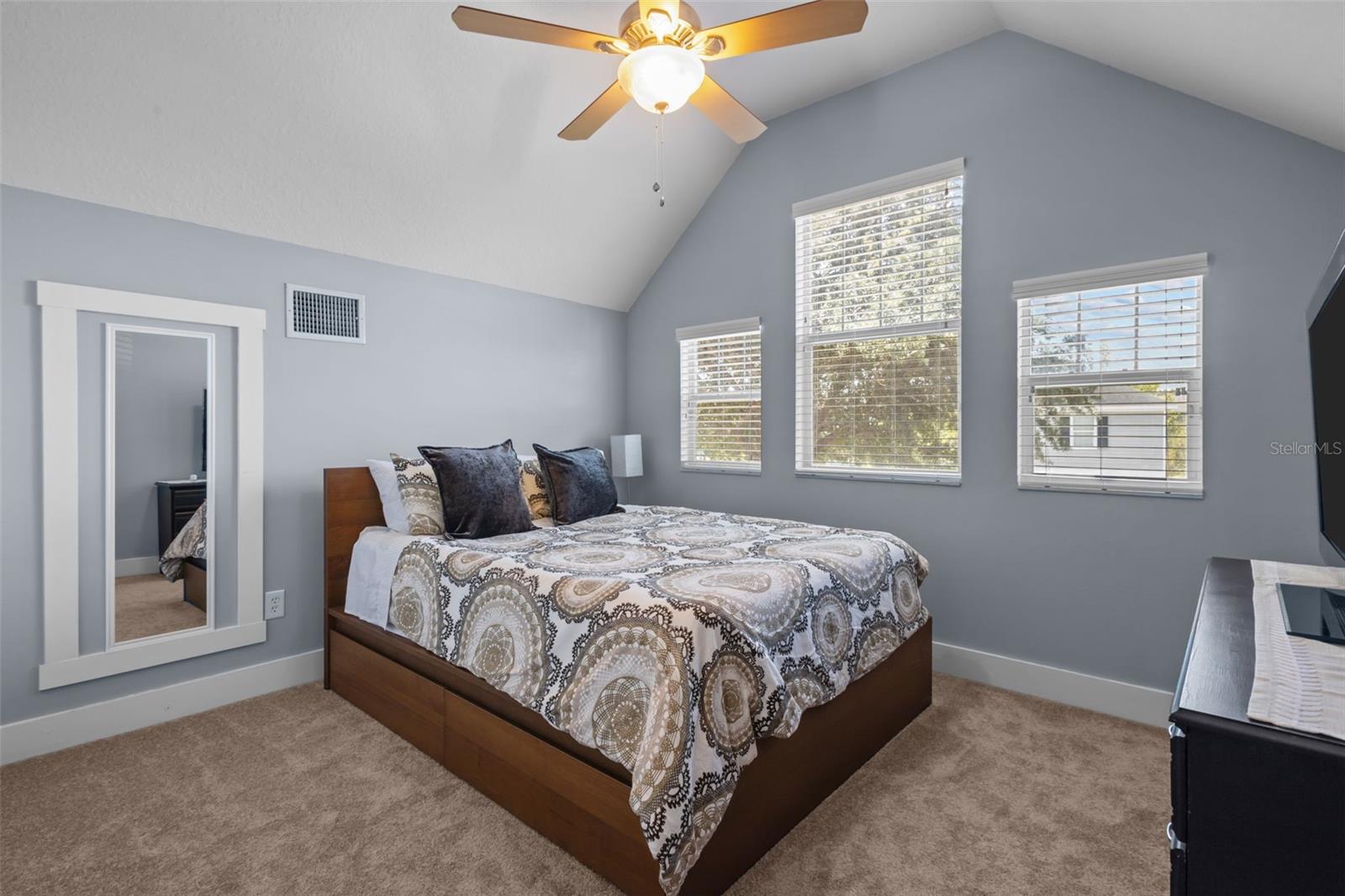3537 PICKERELL PL