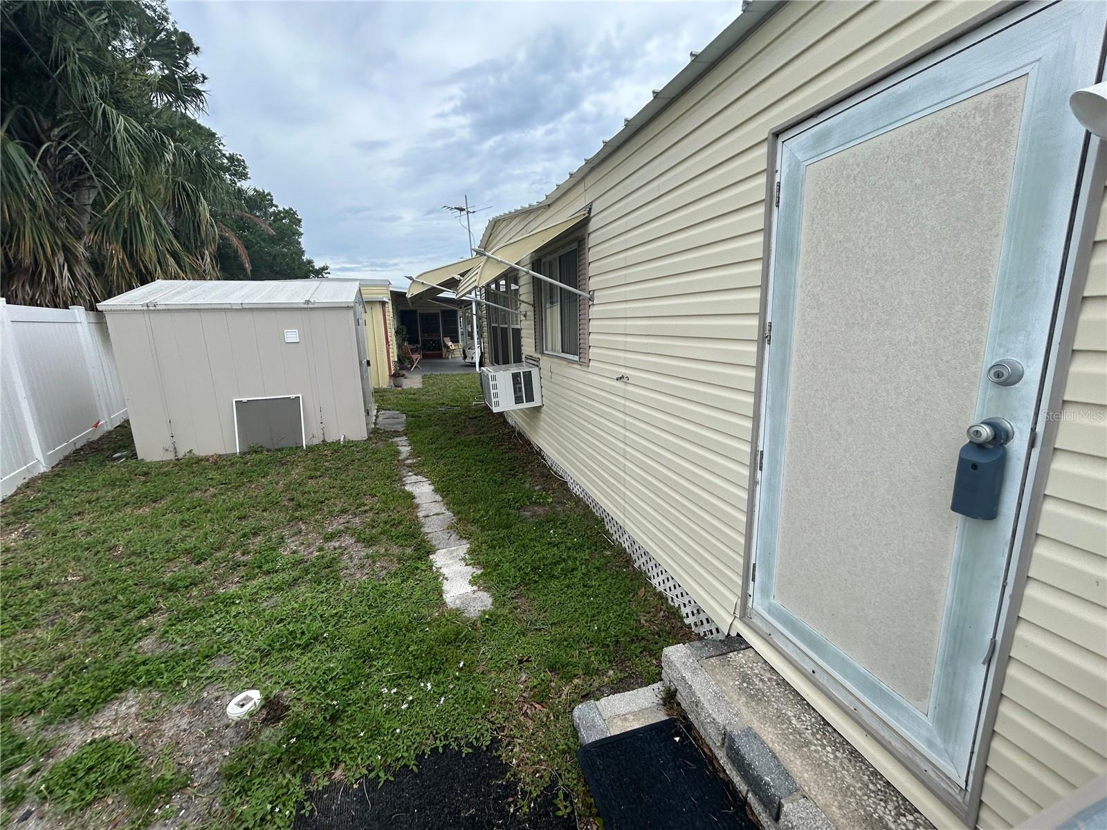 12674 SEMINOLE BLVD #S18