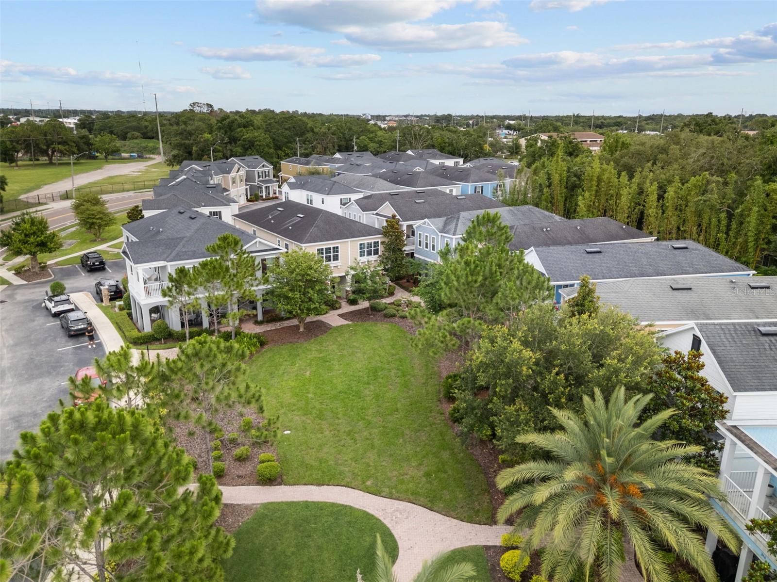 423 AURORA WAY
