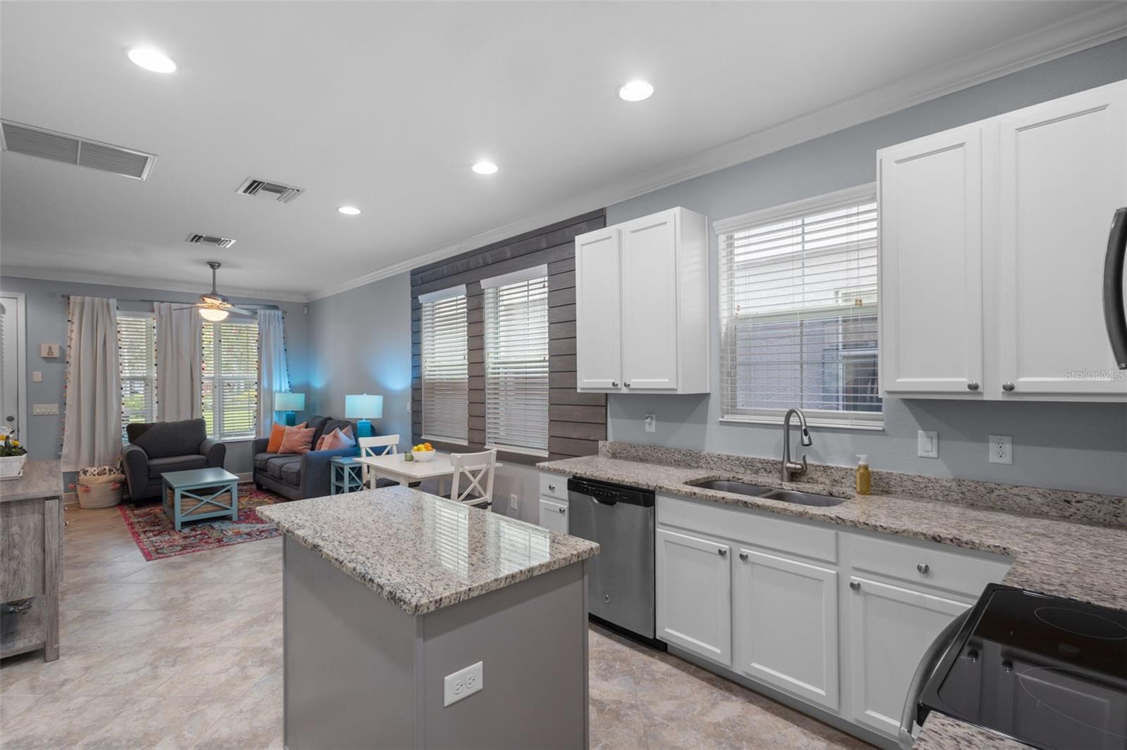 423 AURORA WAY