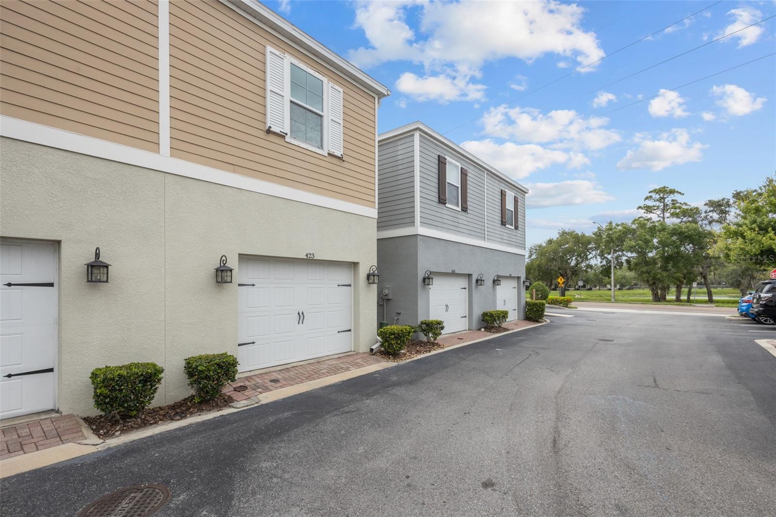 423 AURORA WAY