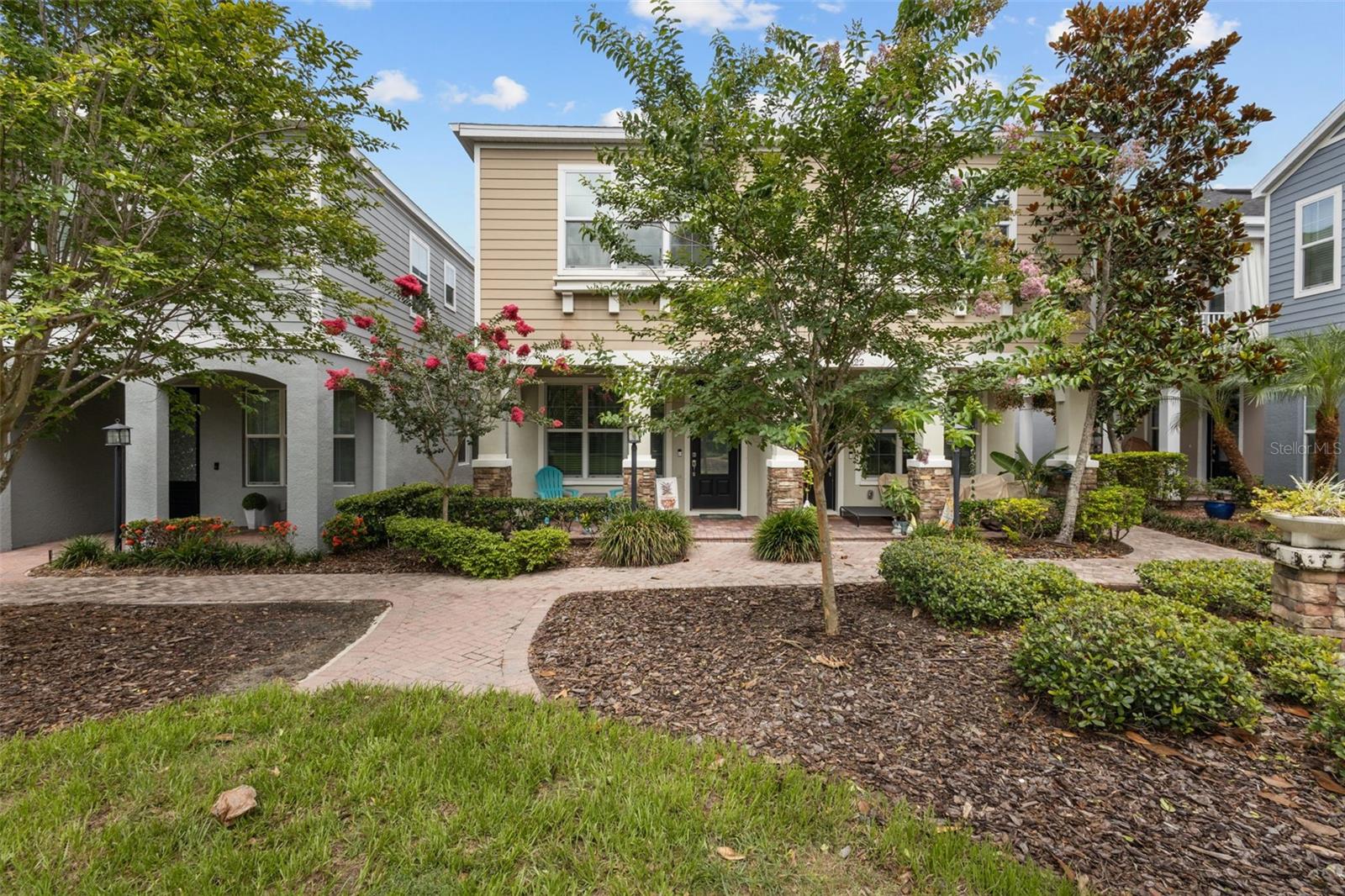 423 AURORA WAY